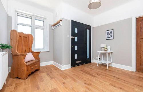 DRIFTWOOD by BOURNECOAST - An Exquisite Chalet Bungalow with a Sauna, BBQ Hut and Garden - HB6339 - Foto 23