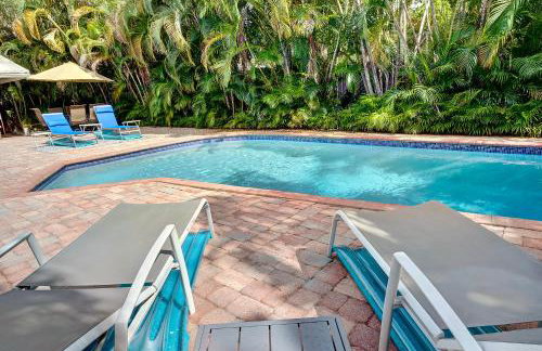 Breathtaking Pool Home and Backyard by Wilton Mnrs - Foto 28