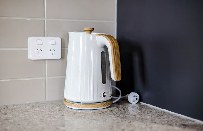 StayAU Charming 4BR Retreat Wyndham Vale - Foto 31