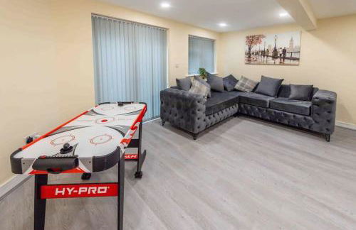 Beautiful, Peaceful, 5 Bedroom home with Hot Tub! - Foto 18