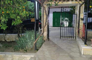 HoneyHouse - Photo 7