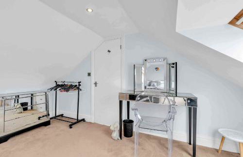 Sea Downs House with Free Parking By My Getaways - Foto 33