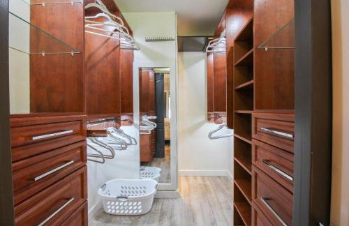 Chic 3 BR Private Pool Home in Lehigh Acres - Foto 17