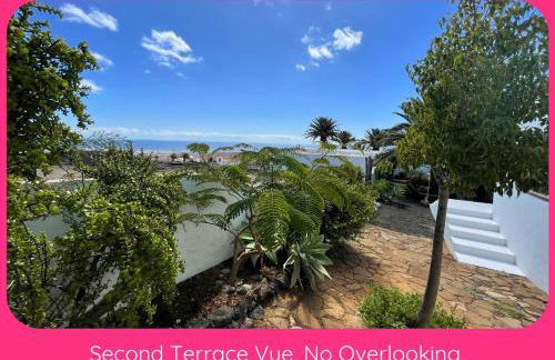 Full Relaxation - Private Villa - Sea View - Stunning Garden - 2 Terraces - 2 Bedrooms - Wifi - Parking - Washing Machine - Foto 25