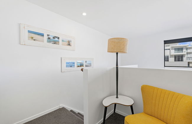 1 Bedroom Modern Townhouse in Casuarina - Photo 7