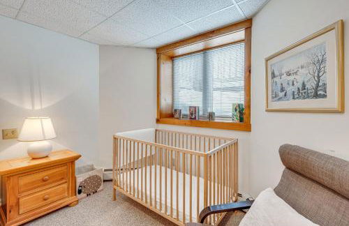 Ski-In Resort Family Condo with Deck at Jay Peak! - Foto 18