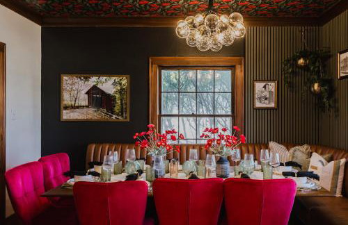 Hoosier Memories - Firepit, Pool Table, Steps to Campus - Photo 2