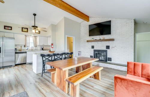 Beach Access BBQ-Ready Poconos Family Getaway! - Foto 1