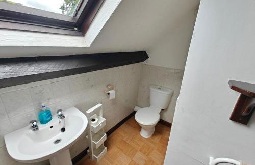 Linhay -Farm Cottage - Photo 23