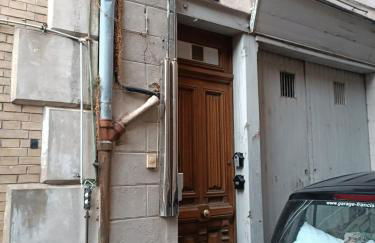 Apparts Coeur Historique de Thiers - Tarifs dégressifs - Idéal PROS - Foto 13