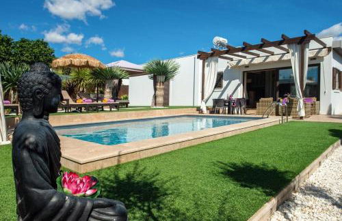 Modern 3 Bedroom Villa in Ibiza City, 1260 - Foto 1