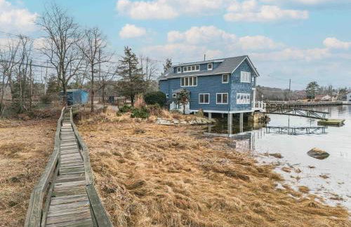 Waterfront Escape Dock & More - Photo 45