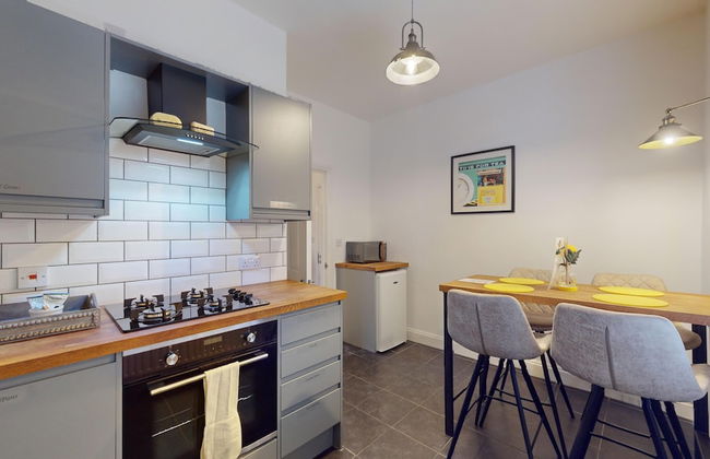 Beautiful Georgian Duplex - Photo 16