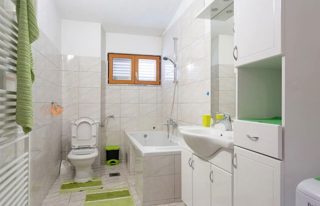 Sunny Escape Holiday Home Dicmo With Pool and Gym - Foto 15