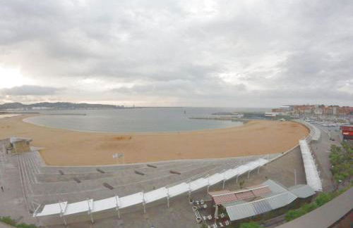 Sunshine beach Gijón - Foto 14