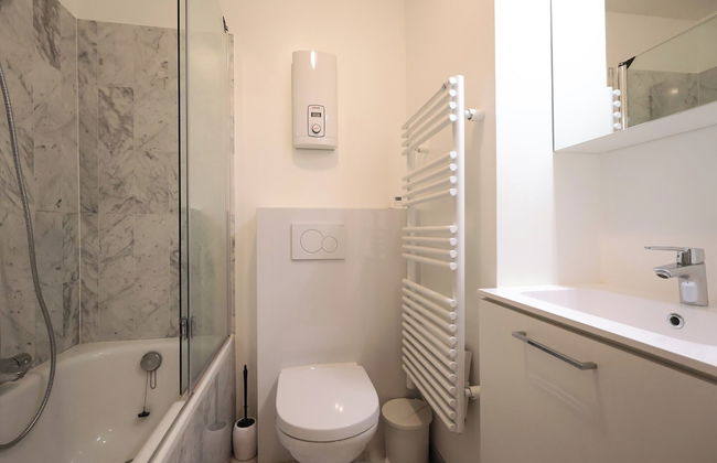 Apartment in Koksijde Near Sandy Beaches - Photo 8