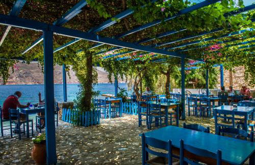 Faros Rooms - Foto 13