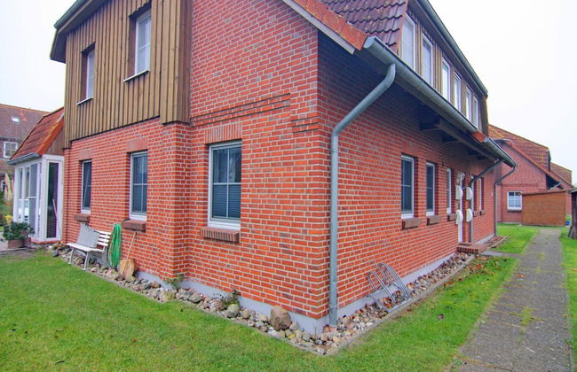 Wohnung in Wenkendorf mit Garten - Foto 1