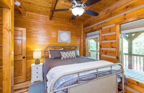 Big Boulder-Hot Tub, WiFi, Firepit, Arcade, Hiking - Foto 31