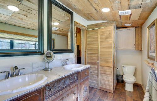 9 Mi to Bass Lake Cabin with Fire Pit in Wishon! - Foto 15