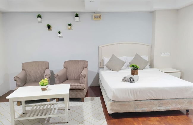 Star Regency by Plush - Photo 57