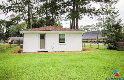 Cake By The Ocean Electric Recliners-Minutes From I-95 And Pembroke - Photo 34