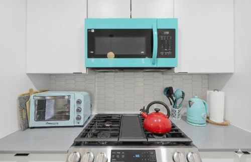 New Tiffany Blue Home on UT Campus, Moody with Dedicated Parking - Foto 11