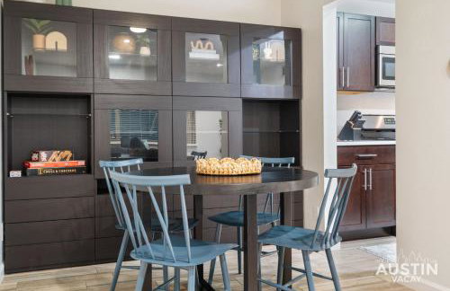 1BR 1BA Pet Friendly Condo w Pool, Gym, Walk to SoCo and Lake by Austin Vacay - Foto 14