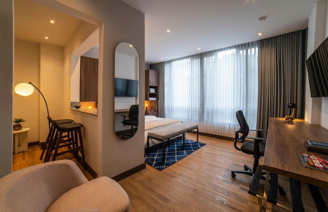 Cali River Suites - Photo 30