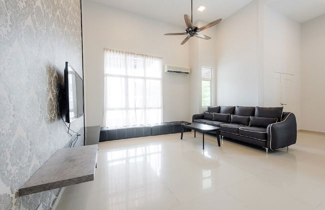 New Corner Shamrock Beach Villas Seaview - Photo 37