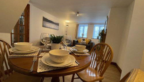Pine Cottage cosy 3 bed sleeps 4 - dogs very welcome - Foto 3