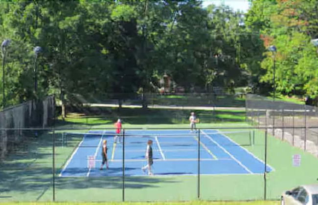 Royal Harbour Resort - Photo 33