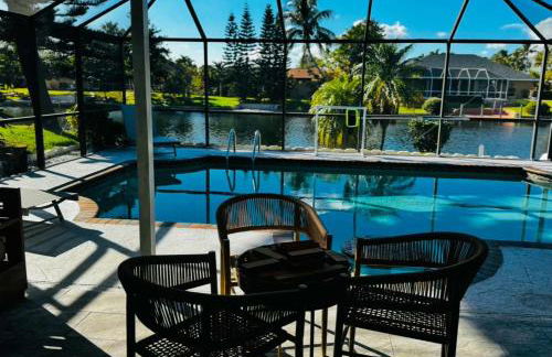 Hidden Secret Waterfront Retreat - Foto 9