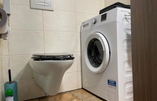 2-room flat with private entrance & privat parking - Foto 3