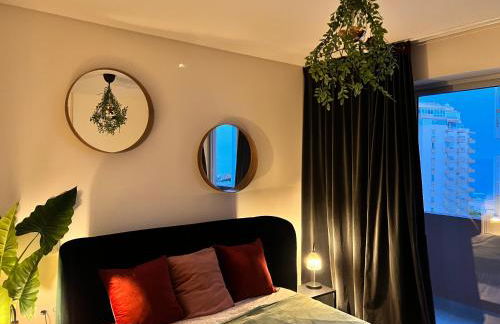 McRamé Design Apt Sea View, Beachfront, Swimming Pool, 2BDR, 2BAR, 6 pax, Praia da Rocha - Foto 19