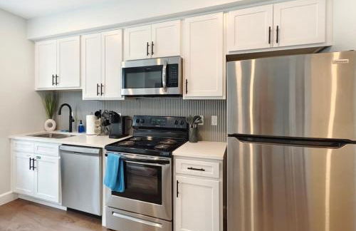 Fun Cozy 1 Br King Apts - 1 25 Mile Walk to TIAA Bnk Fld - Foto 7