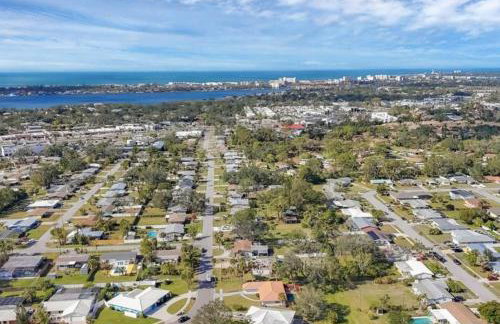 Gulf Gate Poolside Retreat - Foto 26