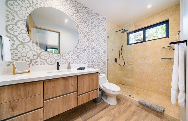 Tropical Brand new 4 BR gem in Potrero Near Beach - Casa Marzo - Photo 27