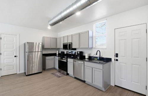 Modern 2BR Near Downtown OKC home - Foto 3