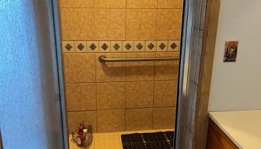 FarmHouse Trails -Direct Trail Access - Foto 5, Shower