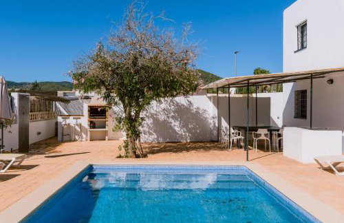Villa Torres 10 minute walk from Playa den Bossa - Photo 29