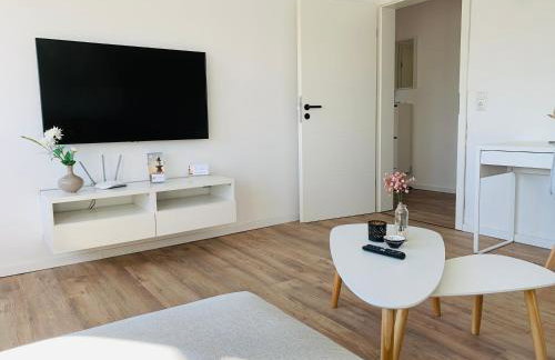 FEDDERSEN LIVING Kernsanierte Ferienwohnungen - Gemütlich - Netflix - Voll ausgestattet - zentral - Foto 46