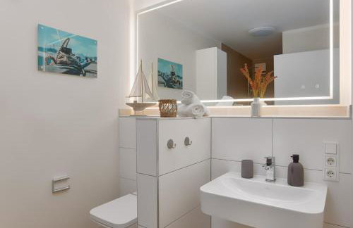 Little HarbourSide - Photo 18
