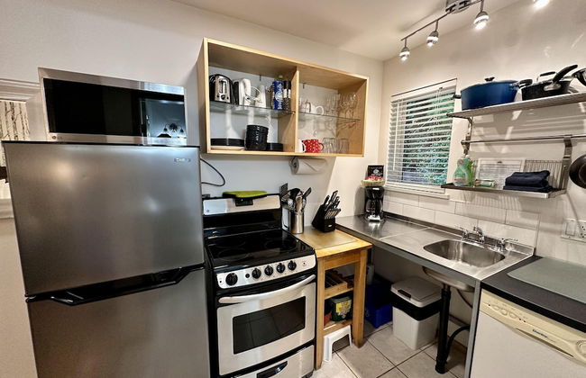 West Coast Cabin - Photo 18