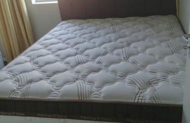 AP Novo, Cama Queen Size Nova no Centro de Blu - Foto 4