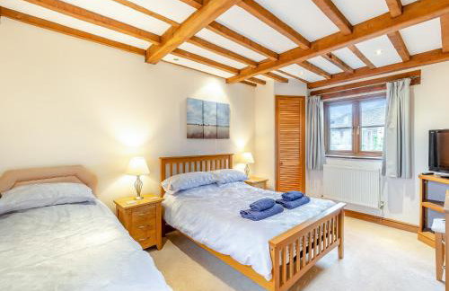 The Lodge - Photo 17