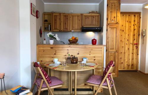 GuestHost - Charming Alpine Studio Flat - La Thuile - Foto 1