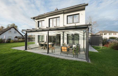 BohnApartments Luxury Villa Berlin - 210qm - Wintergarten - Kamin - 4 kostenlose Parkplätze - 6 Schlafzimmer - Neubau - Luxusausstattung - Foto 1