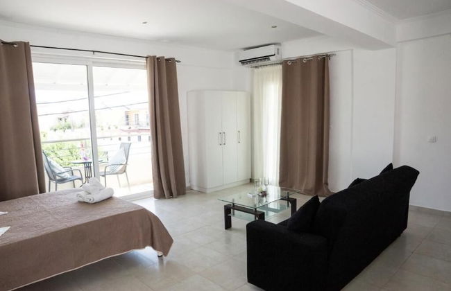 Jessica's Studios & Apartments - Foto 13