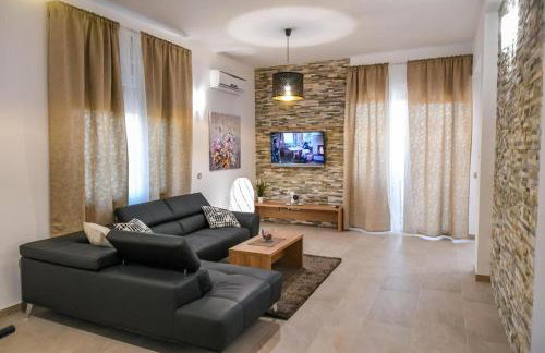 Villa Isabella - Photo 2